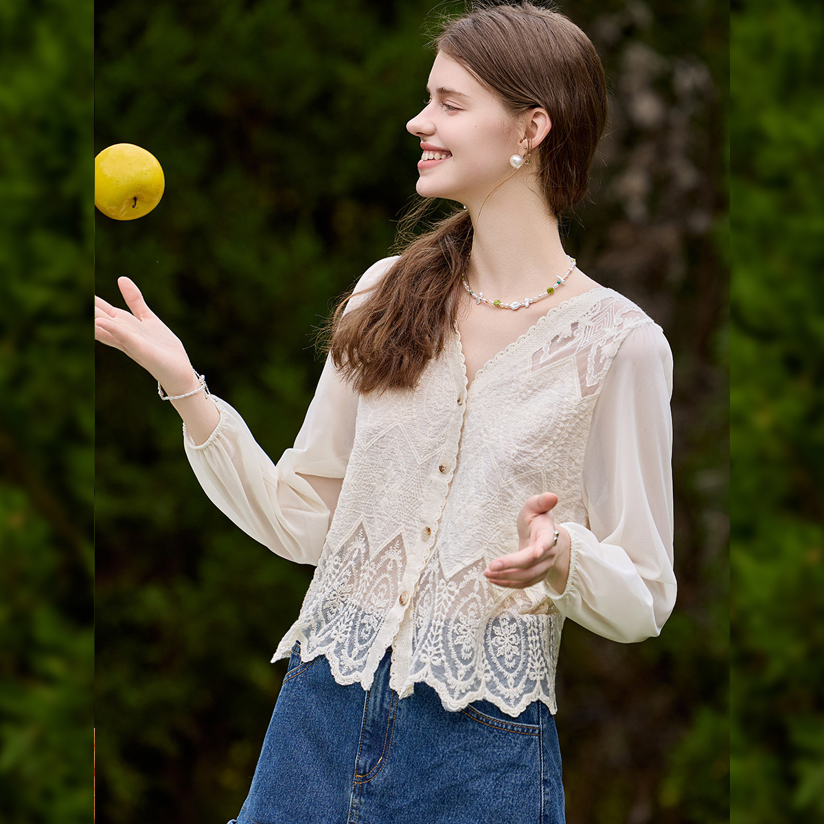 LOUIS YAO Sweet Lace V-neck Ca - đánh giá và giá Embroidery Cardigan
