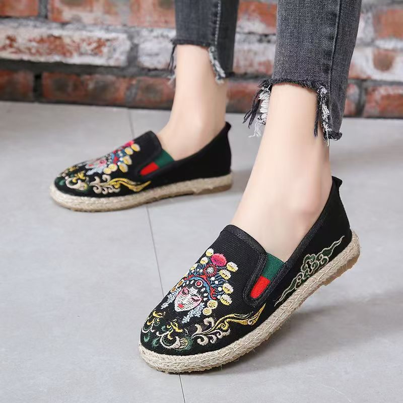 Women Flat Sole Embroidered Cl - đánh giá và giá Embroidery Fabric